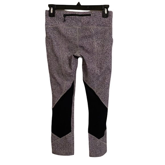 LuLuLemon Pace Rival Crop Leggings 22” - Picture 8 of 15